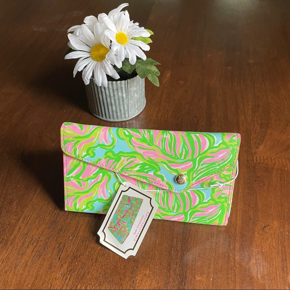 Lilly Pulitzer Sunglasses Case Blue Pink Green Nwt